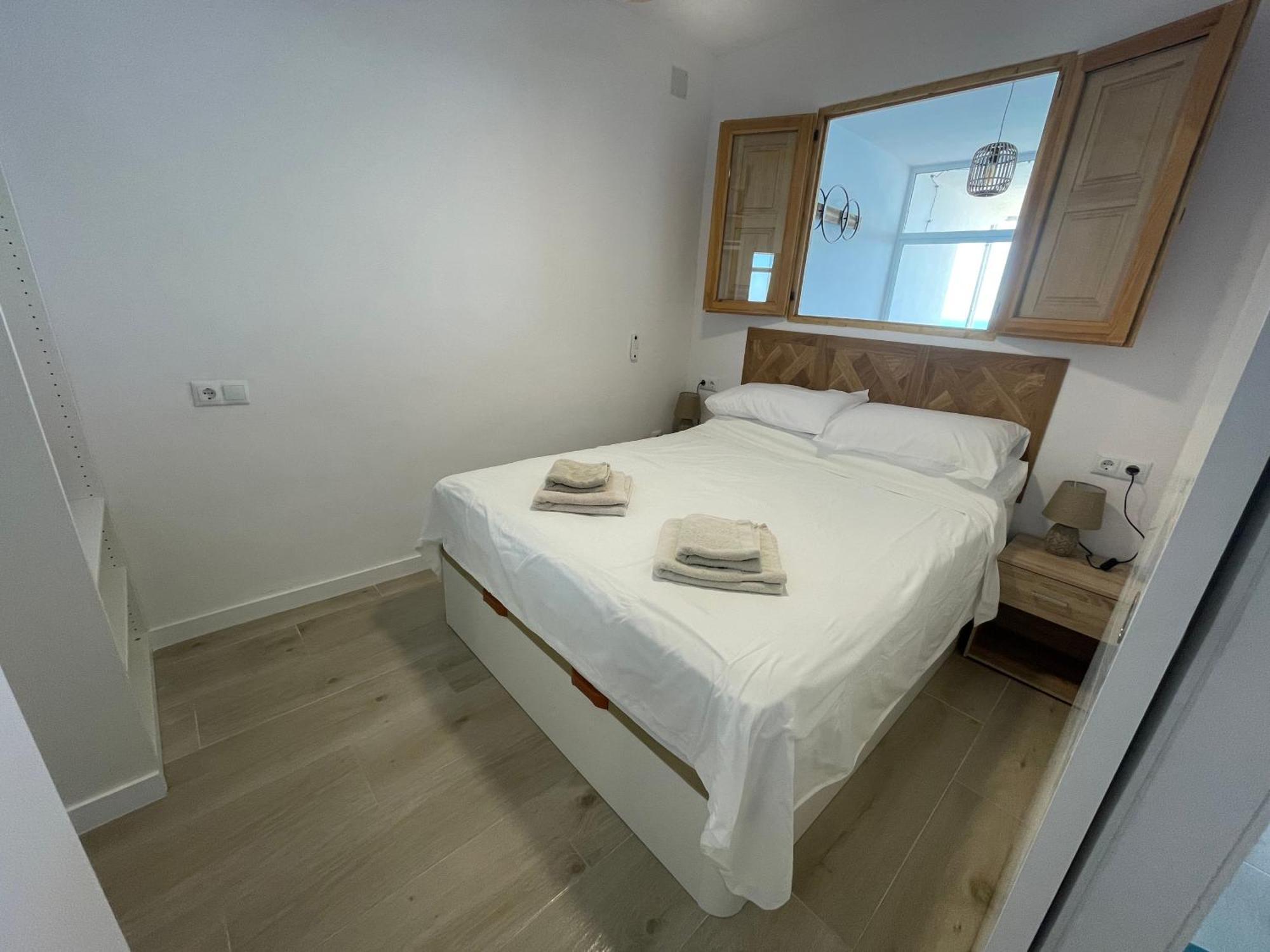 Beachfront, Top Floor Corner 2-Bed, Estepona Paseo Leilighet Eksteriør bilde